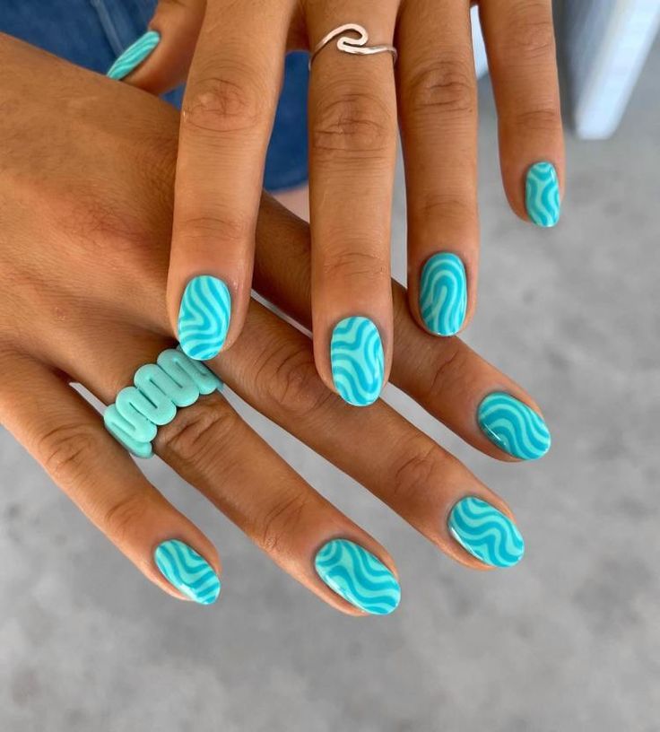 trendy nail colors